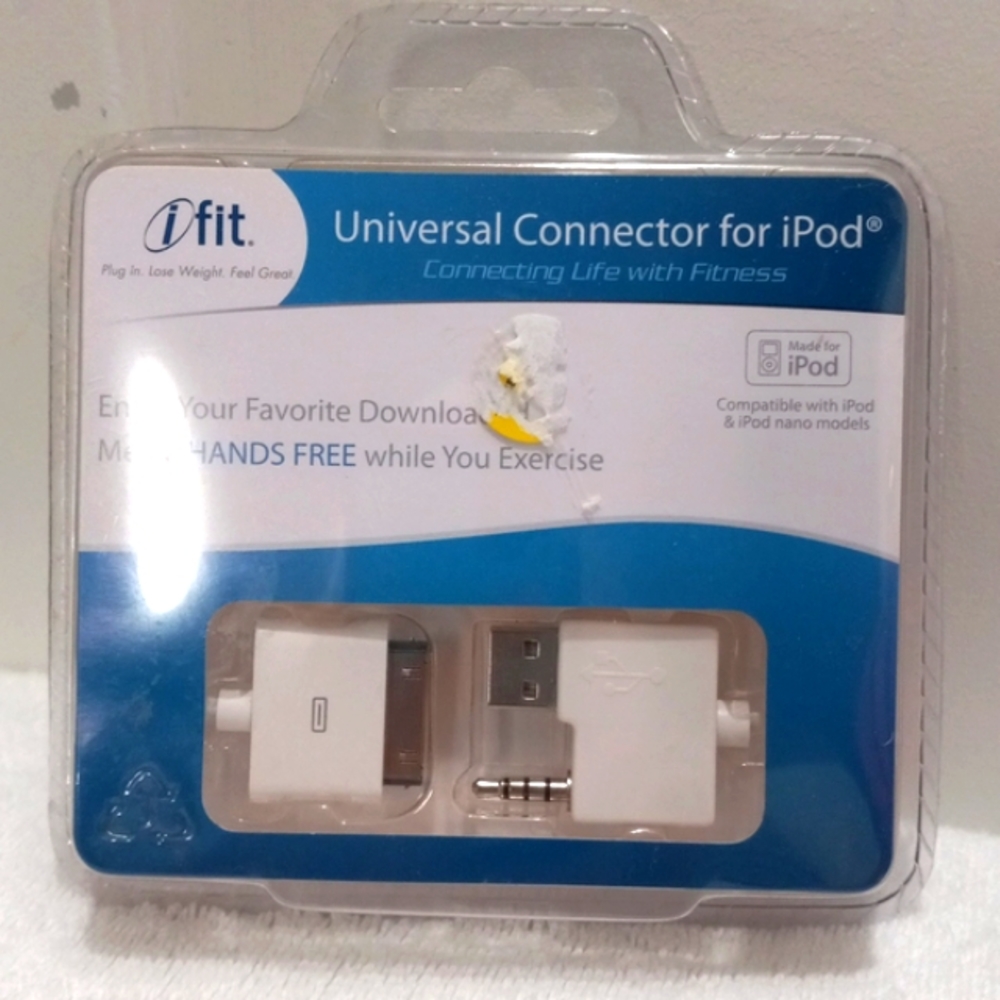 NWT  i Fit Universal Connector for Ipod in box